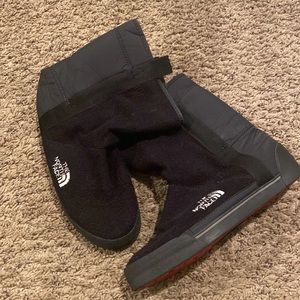 Womens North Face Fleece booties